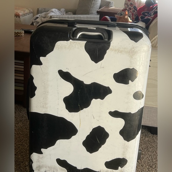 RARE 32” cow Print Rolling Suitcase - Picture 5 of 5